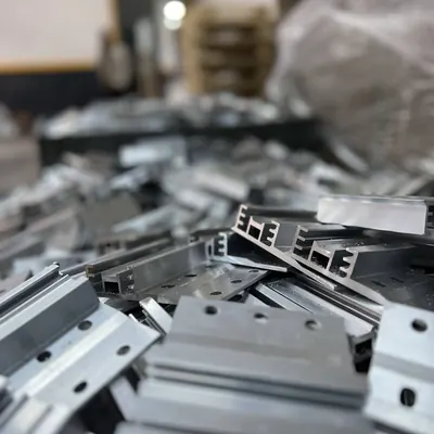 Zugeschnittene Aluminiumprofilteile